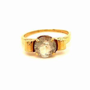 14K Gold Circle Stone Ring